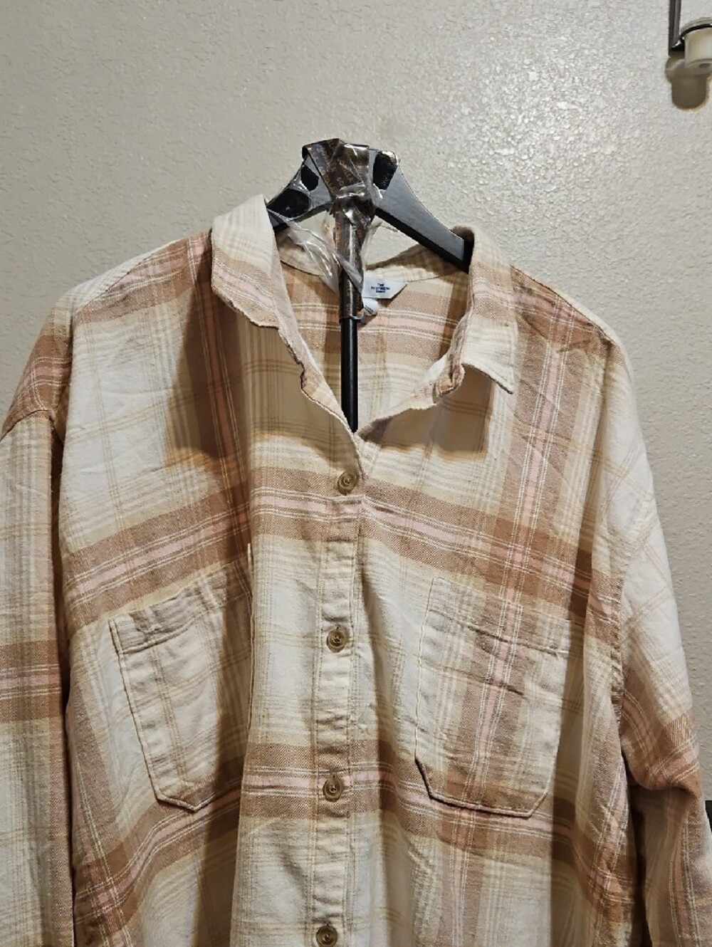Old Navy Cream, Pink and Tan Plaid Button-Down Shirt - Picture 2 of 10